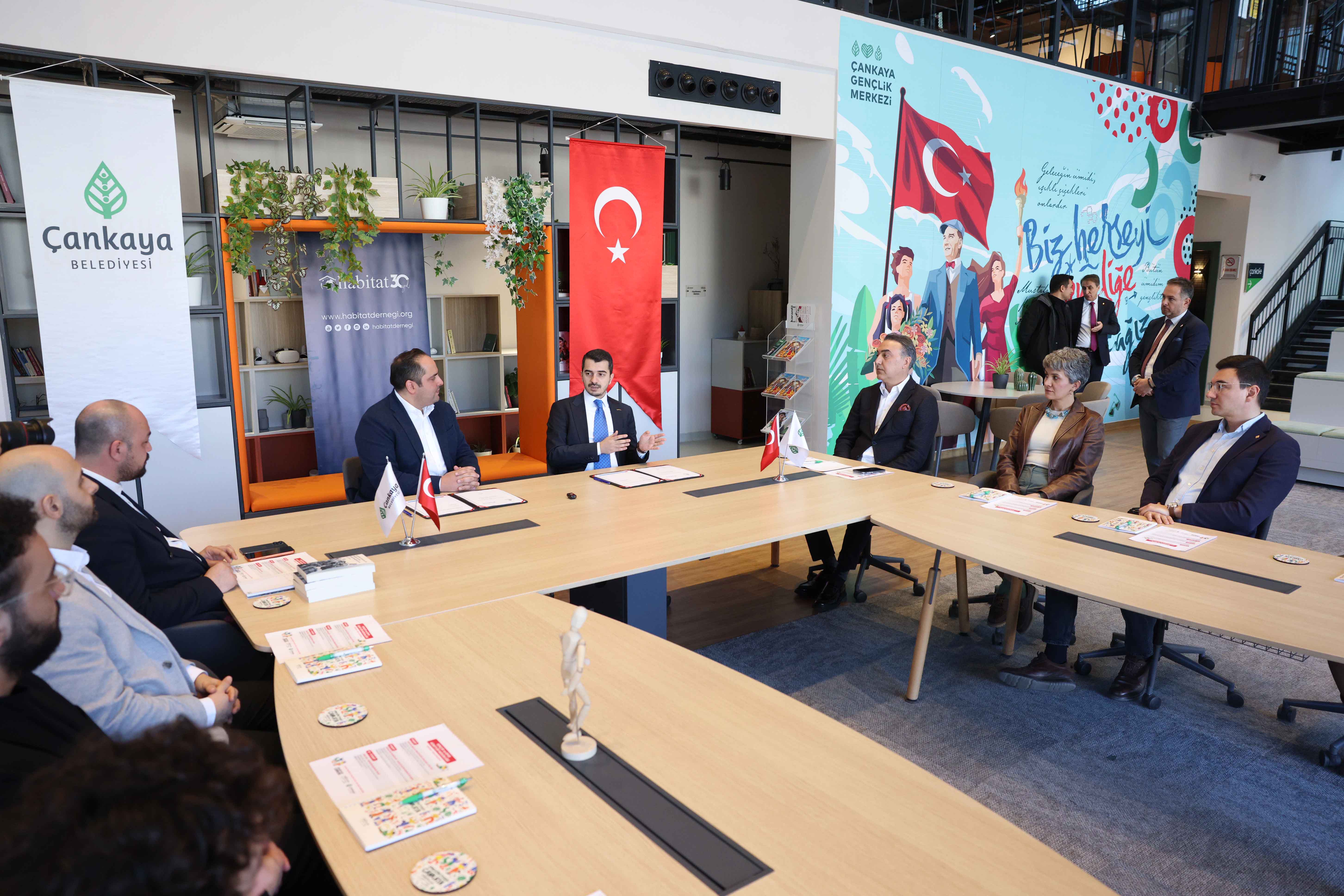 ÇANKAYA’DA GENÇLERE YÖNELİK YENİ İŞ BİRLİĞİ PROTOKOLÜ ÇANKAYA BELEDİYESİ VE HABİTAT DERNEĞİ’NDEN ORTAK ADIM