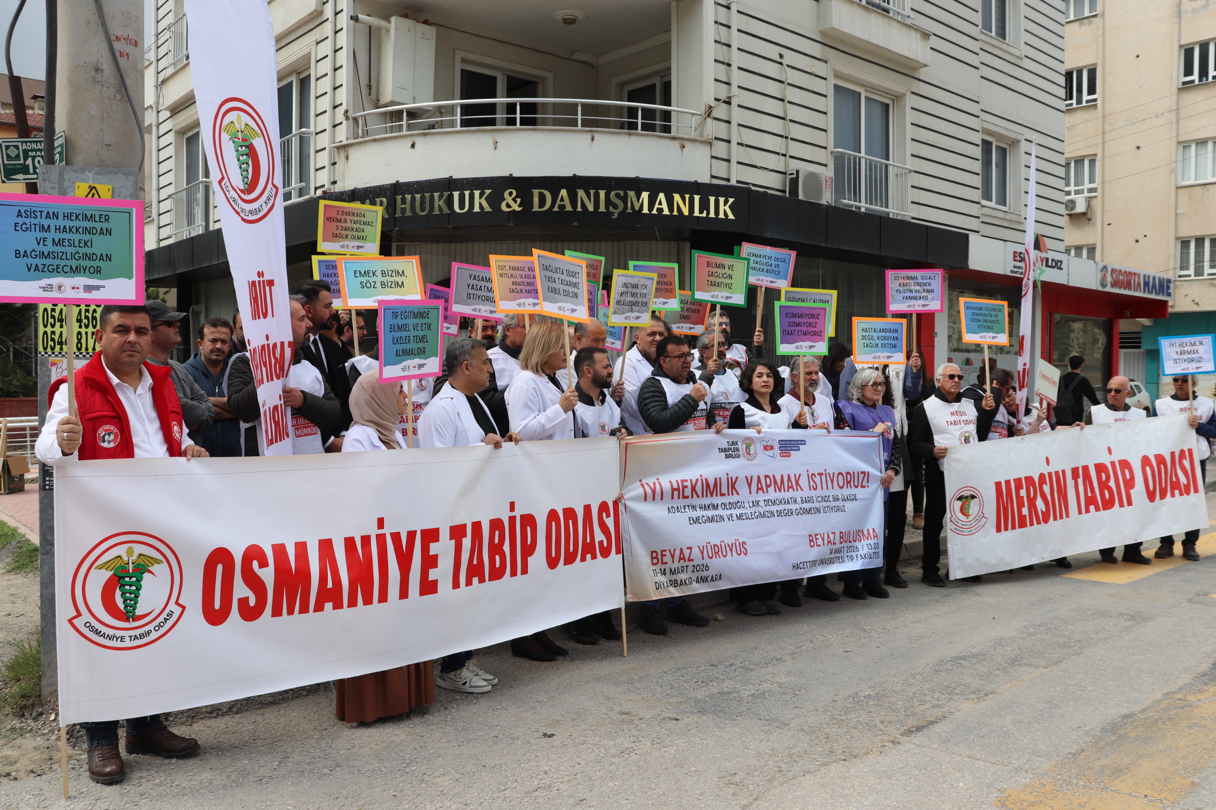 Beyaz Yürüyüş Üçüncü Gününde Osmaniye’deydi: “Sermayeye Değil, Topluma Yönelik Başka Bir Sağlık Sistemi Mümkün