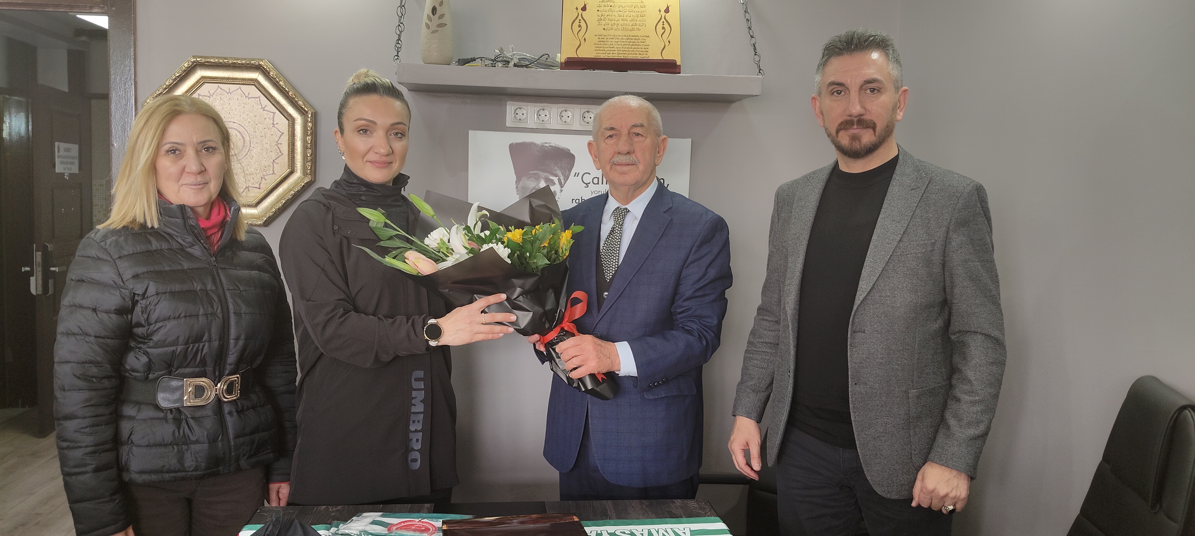 22 Haziran Spor Kulübü, Hentbol Erkekler Süper Ligi'ne Yükseldi.  İlk kutlayan Ankara’daki Amasyalılar oldu.