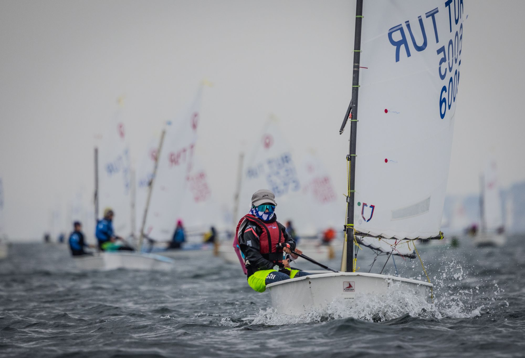 2025- 2026 TYF Yelken Ligi 2. Ayak Türkiye Şampiyonası Optimist Junior Yarışları Başladı.