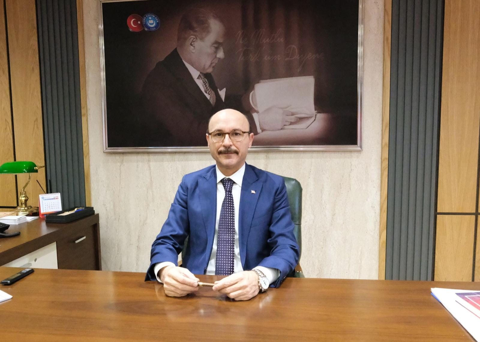 Çanakkale, Şehitlerimizin Kanıyla Yazılan Direniş Destanıdır.