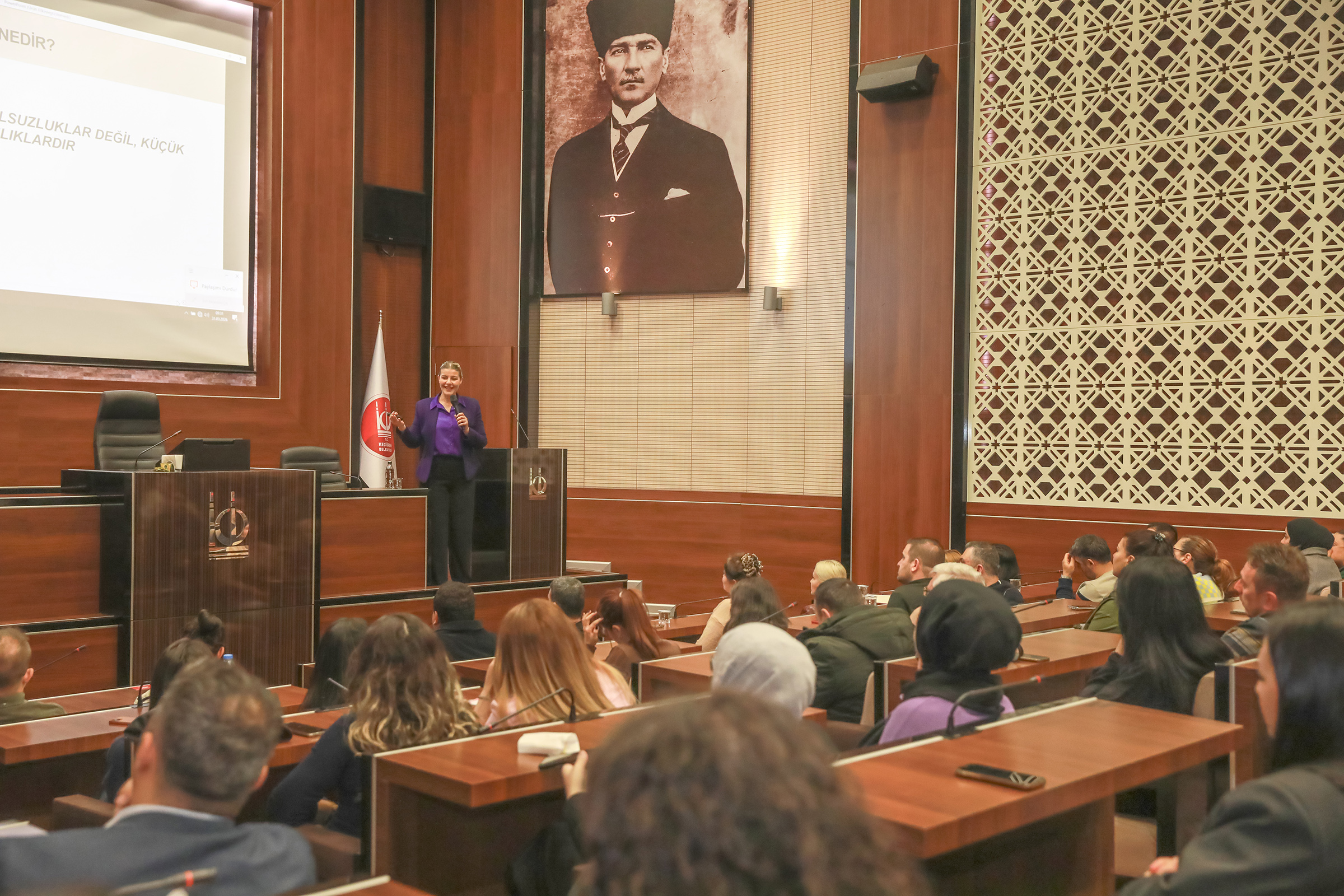 Keçiören Belediyesi Personeline Etik Davranış Eğitimi