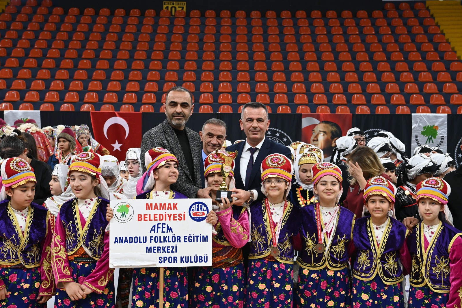 Mamak’ta Halk Oyunları Coşkusu Afem Minikler Kategorisinde Zirvede