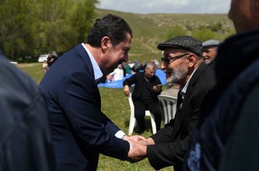 Dr. Özer Kasap Mahallelerde Yağmur Dualarına Katıldı