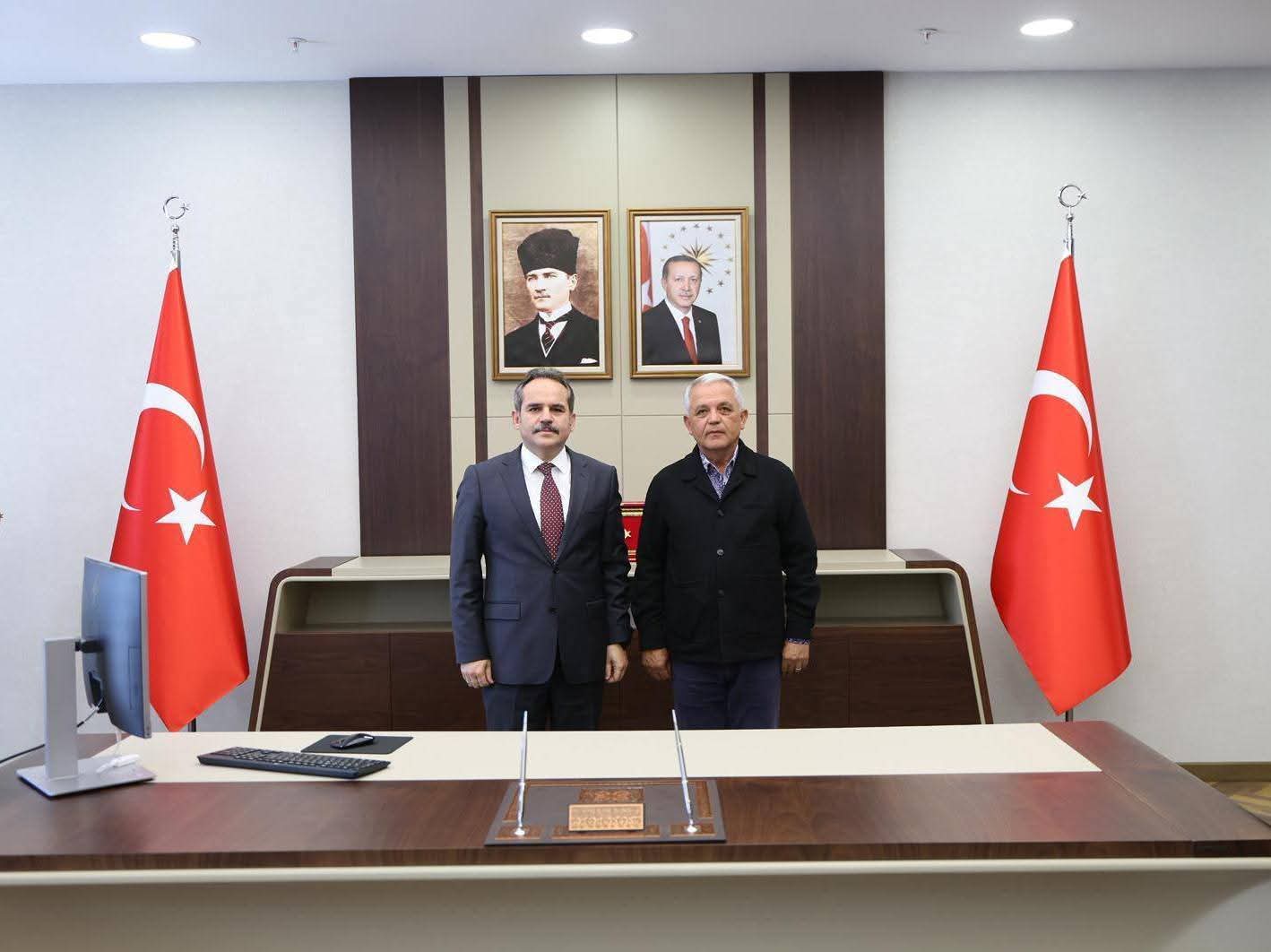 Mamak Kaymakamlığı Yeni Hizmet Binasında Ziyaret Trafiği Başladı