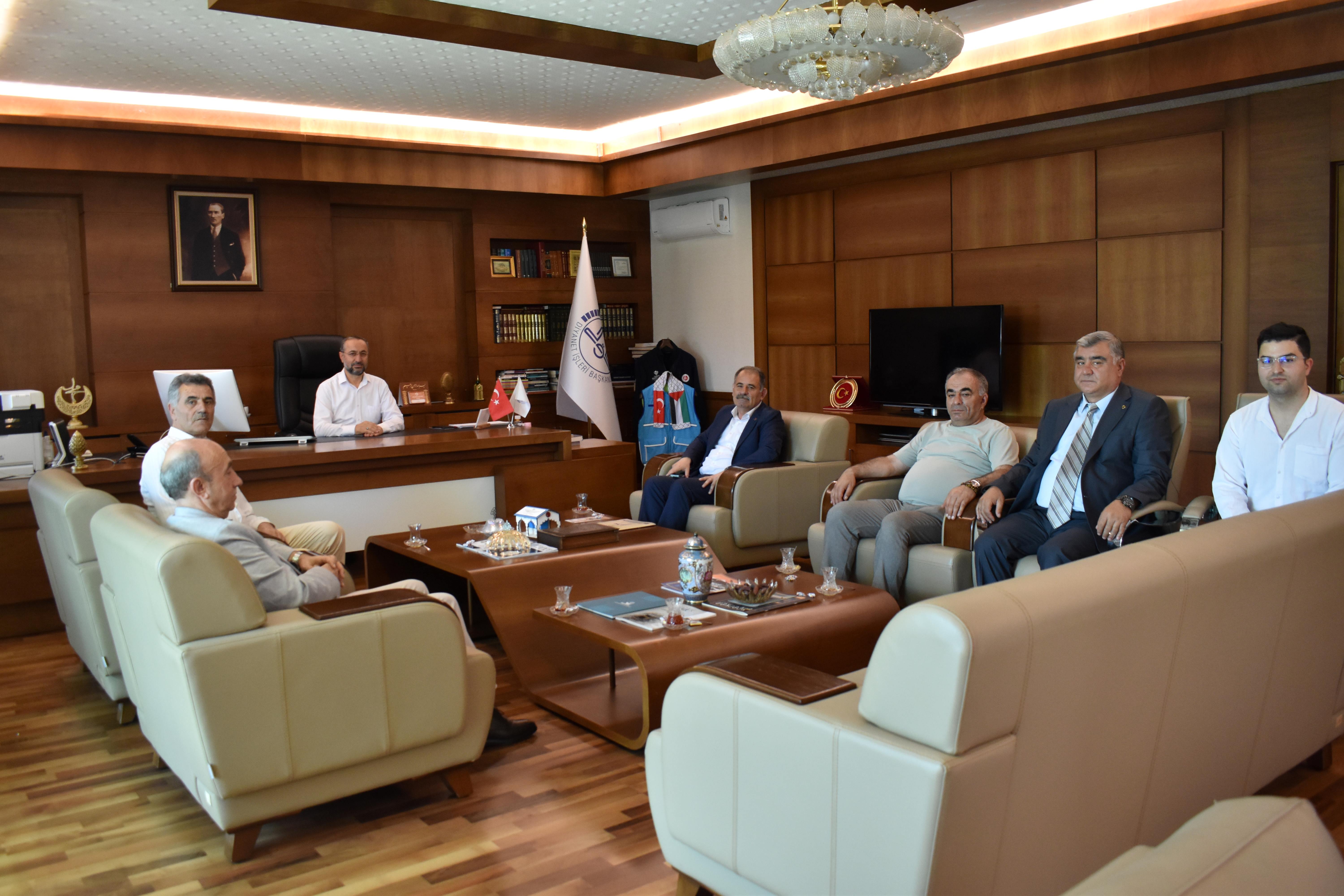 Mamak Müftüsü Celil Karaca’ya Hac Dönüşü Ziyareti